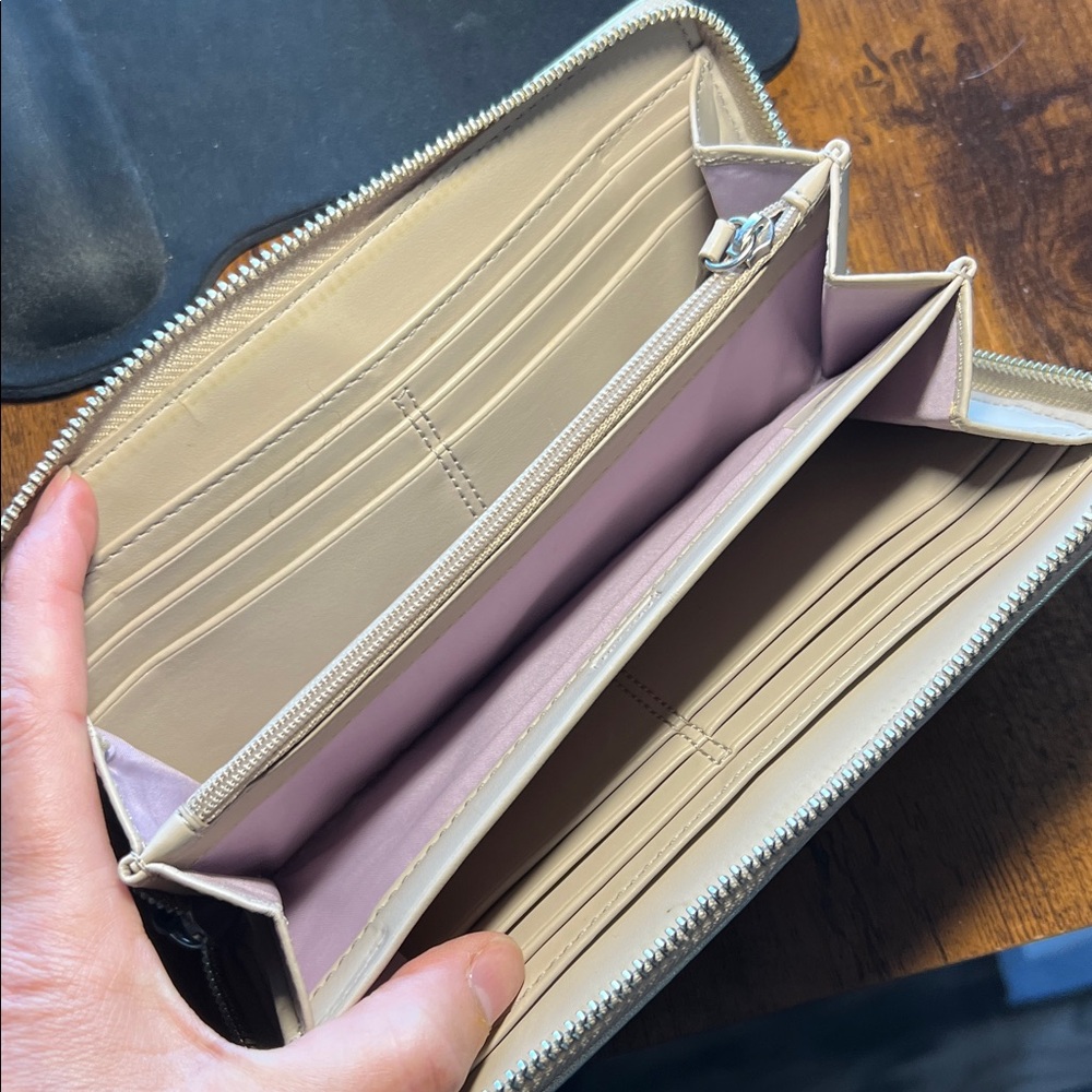 Coach Tan poppy Signature Zip Wallet - Picture 3 of 3